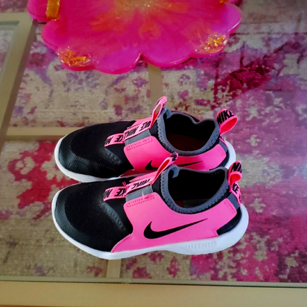 Girls Nike